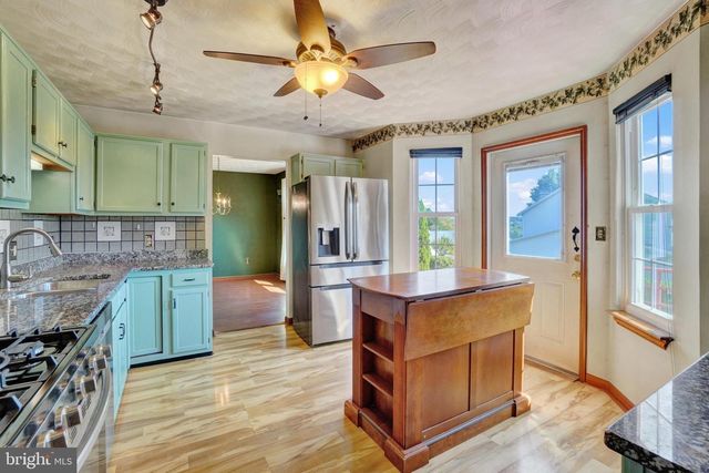 187 E SCARBOROUGH FARE, Stewartstown, PA 17363