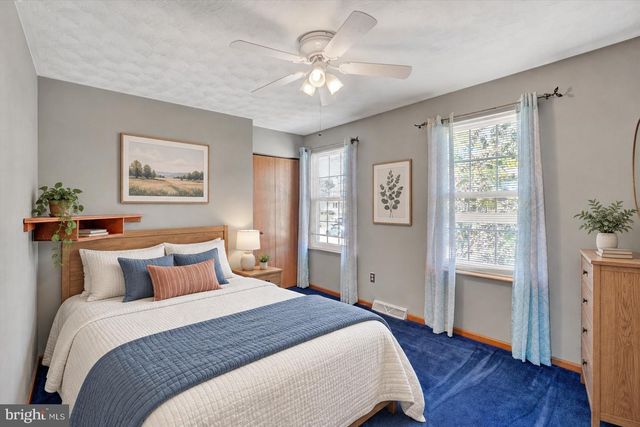 187 E SCARBOROUGH FARE, Stewartstown, PA 17363