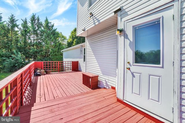 187 E SCARBOROUGH FARE, Stewartstown, PA 17363