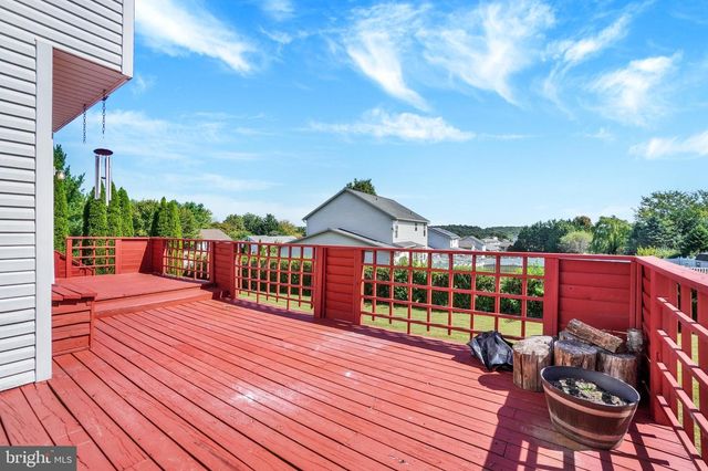 187 E SCARBOROUGH FARE, Stewartstown, PA 17363