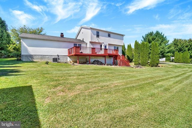 187 E SCARBOROUGH FARE, Stewartstown, PA 17363