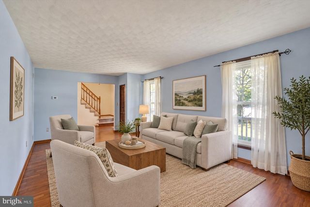187 E SCARBOROUGH FARE, Stewartstown, PA 17363