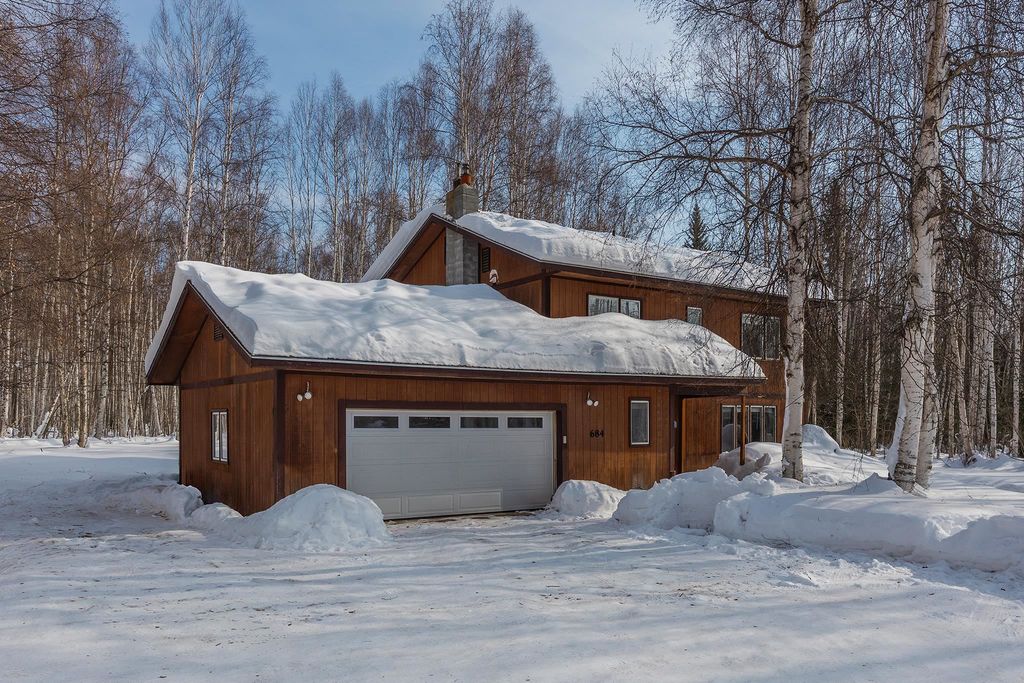 684 ESTELLA STREET, North Pole, AK 99705