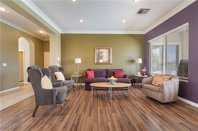 7876 Galloping Hills Street, Las Vegas, NV 89113