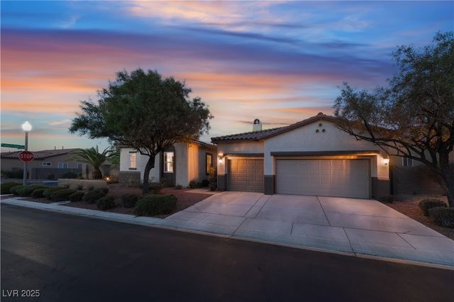 7876 Galloping Hills Street, Las Vegas, NV 89113