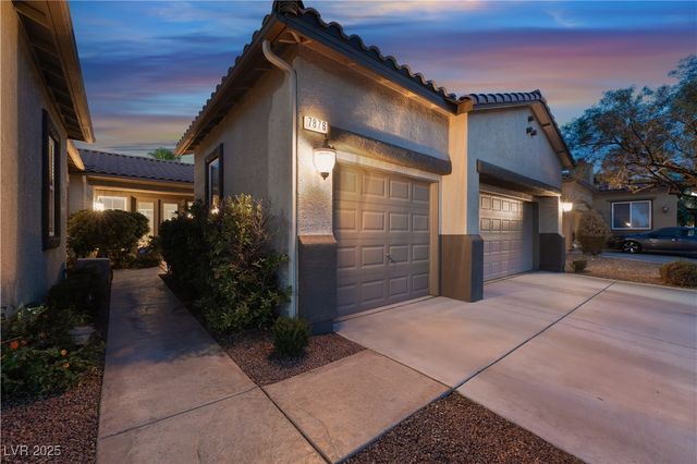 7876 Galloping Hills Street, Las Vegas, NV 89113