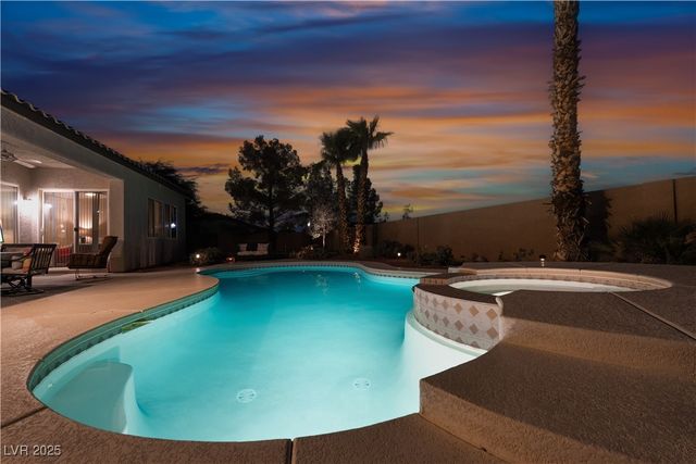 7876 Galloping Hills Street, Las Vegas, NV 89113