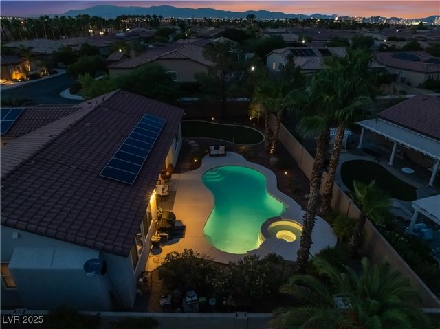 7876 Galloping Hills Street, Las Vegas, NV 89113