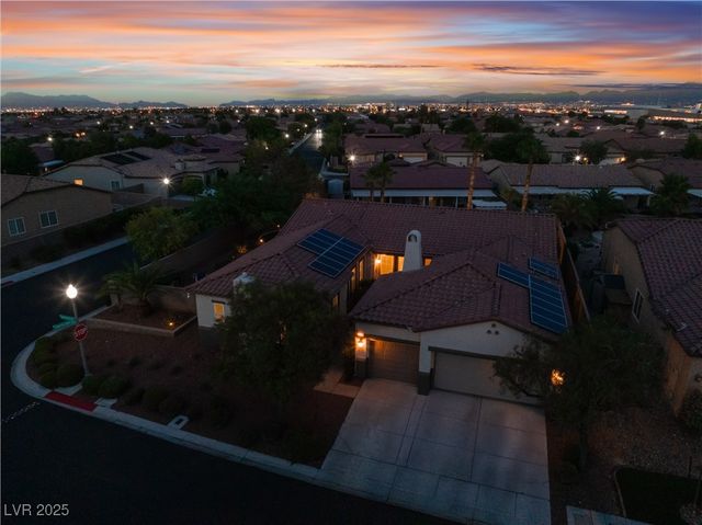 7876 Galloping Hills Street, Las Vegas, NV 89113