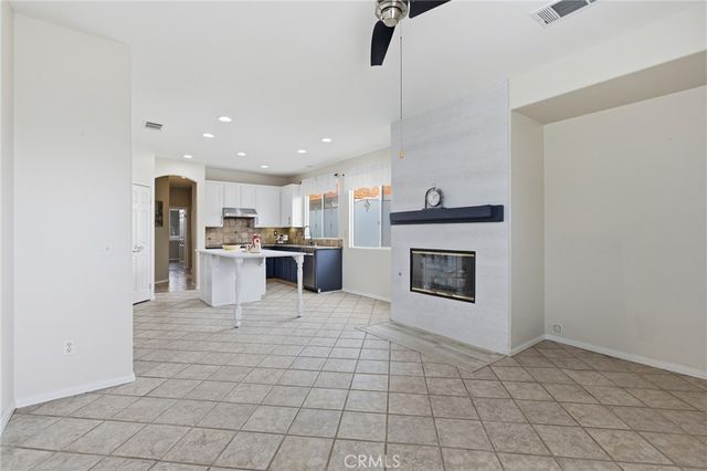 740 Bahama, Hemet, CA 92543