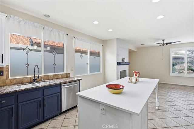 740 Bahama, Hemet, CA 92543