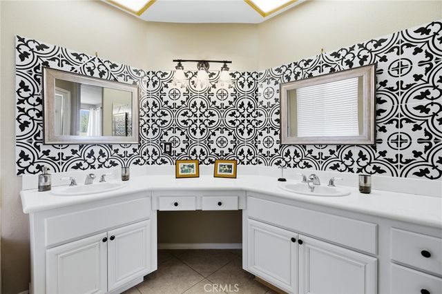 740 Bahama, Hemet, CA 92543