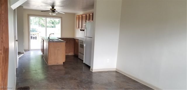 489 Columbia Street, Leetonia, OH 44431