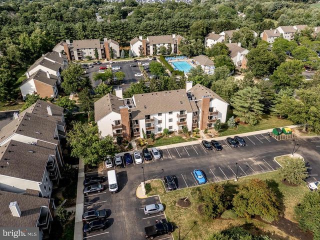 5320 RAVENS CREST DR, Plainsboro, NJ 08536