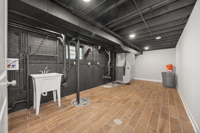 415 Yates Avenue, Calumet City, IL 60409