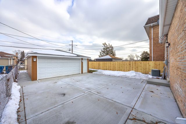 415 Yates Avenue, Calumet City, IL 60409