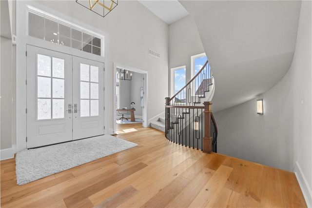 17105 Nieman Road, Overland Park, KS 66221