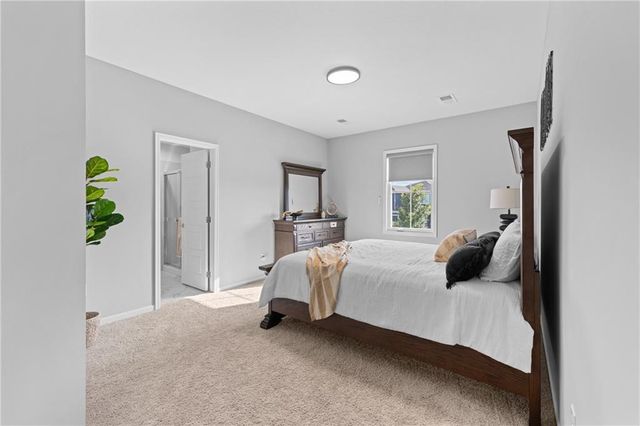 17105 Nieman Road, Overland Park, KS 66221