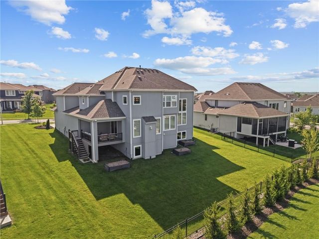 17105 Nieman Road, Overland Park, KS 66221