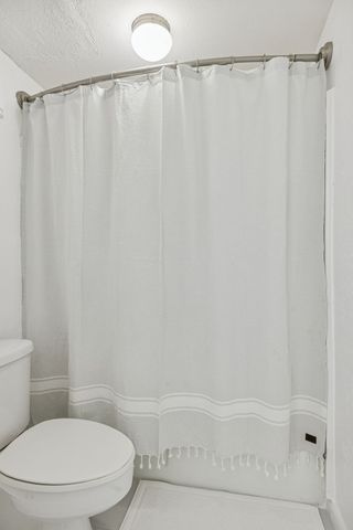 21 Vaughns Gap Rd Apt 14, Nashville, TN 37205