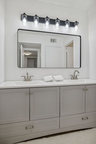 21 Vaughns Gap Rd Apt 14, Nashville, TN 37205