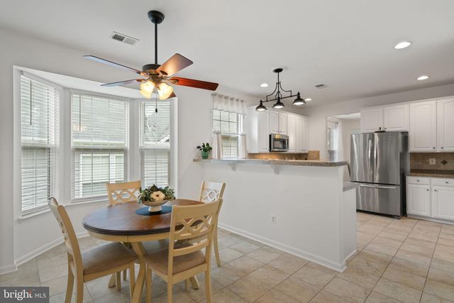 16040 DANCING LEAF PL, Dumfries, VA 22025