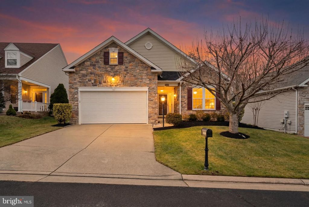 16040 DANCING LEAF PL, Dumfries, VA 22025