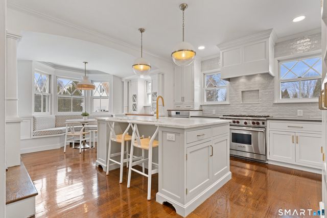 40 Rogers Road, Stamford, CT 06902