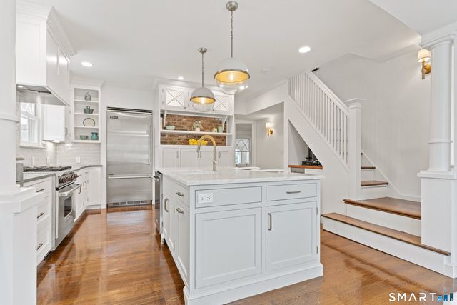 40 Rogers Road, Stamford, CT 06902