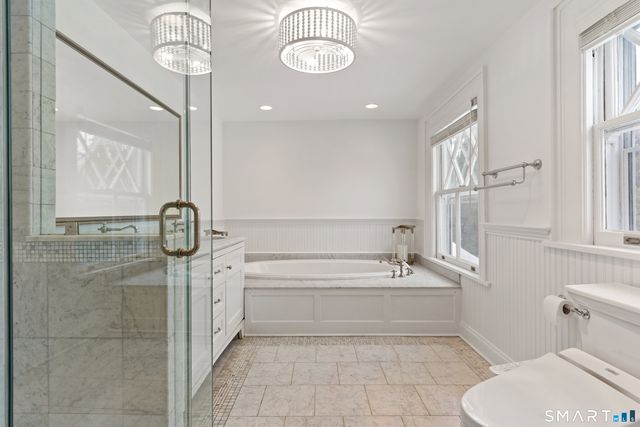 40 Rogers Road, Stamford, CT 06902