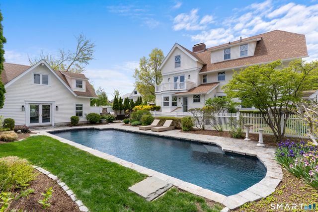 40 Rogers Road, Stamford, CT 06902