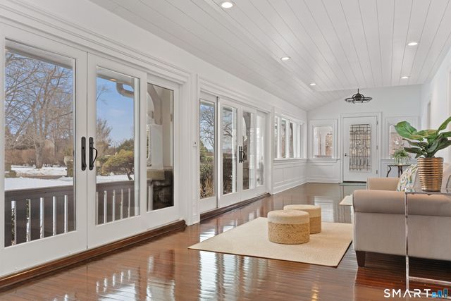 40 Rogers Road, Stamford, CT 06902