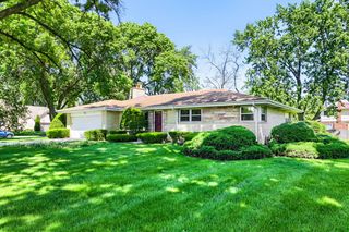 1111 Drake Avenue, Prospect Heights, IL 60070