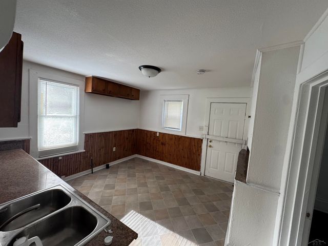 1338 Sears Street, Saginaw, MI 48601
