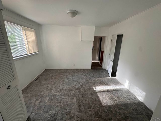1338 Sears Street, Saginaw, MI 48601