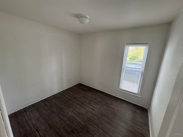 1338 Sears Street, Saginaw, MI 48601