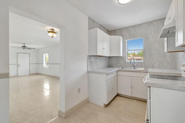 529 N 13th St, Fort Pierce, FL 34950