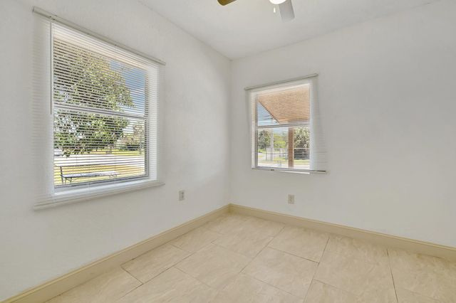 529 N 13th St, Fort Pierce, FL 34950