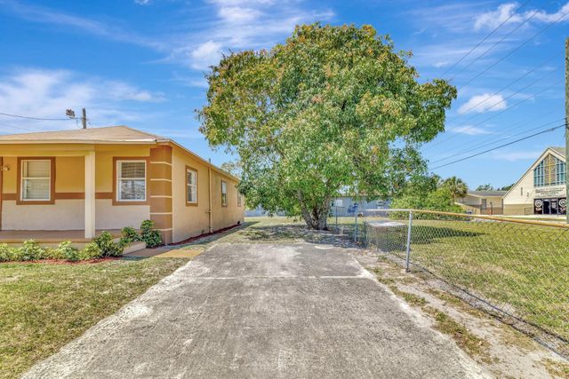 529 N 13th St, Fort Pierce, FL 34950