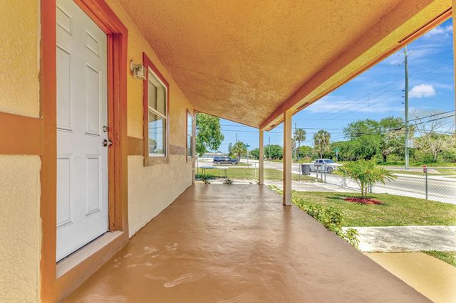 529 N 13th St, Fort Pierce, FL 34950