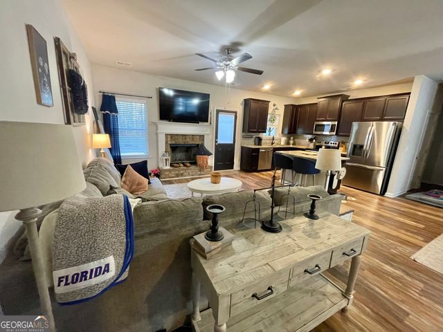 193 Fox Crossing Road, Griffin, GA 30224