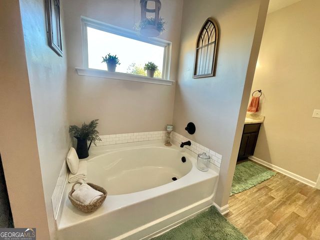 193 Fox Crossing Road, Griffin, GA 30224