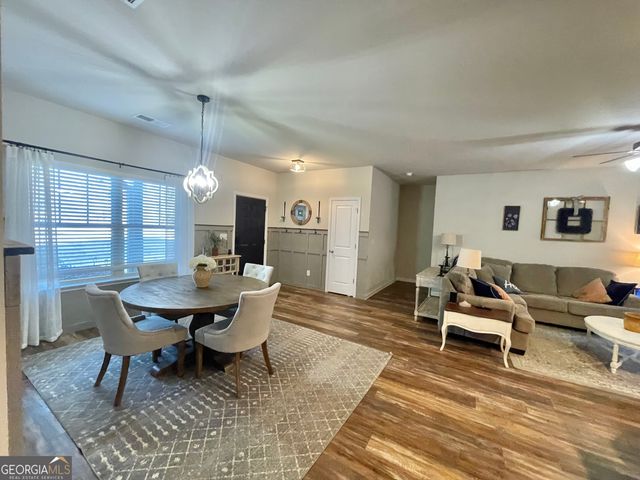 193 Fox Crossing Road, Griffin, GA 30224