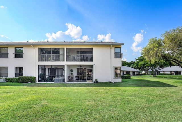 8414 Boca Glades Boulevard E, Boca Raton, FL 33434