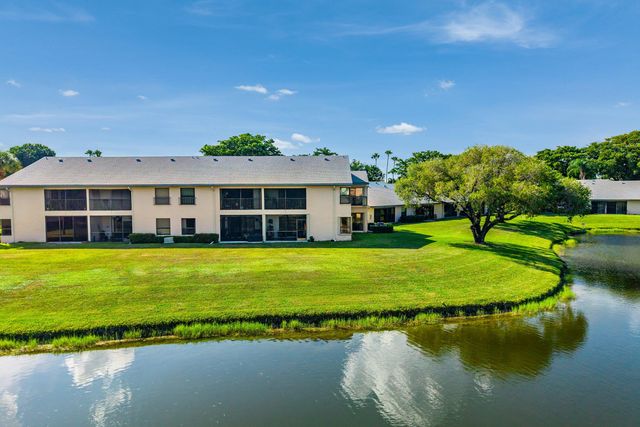 8414 Boca Glades Boulevard E, Boca Raton, FL 33434