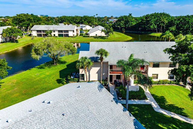 8414 Boca Glades Boulevard E, Boca Raton, FL 33434