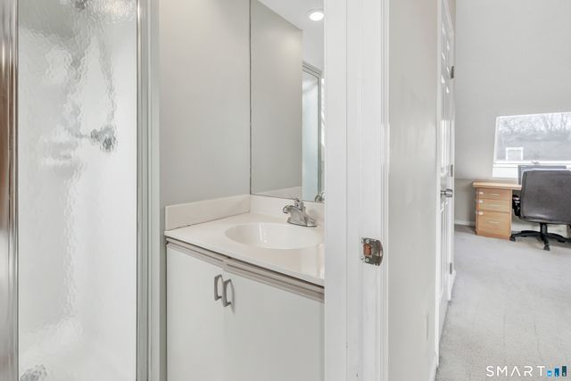 82 Country Walk, Shelton, CT 06484