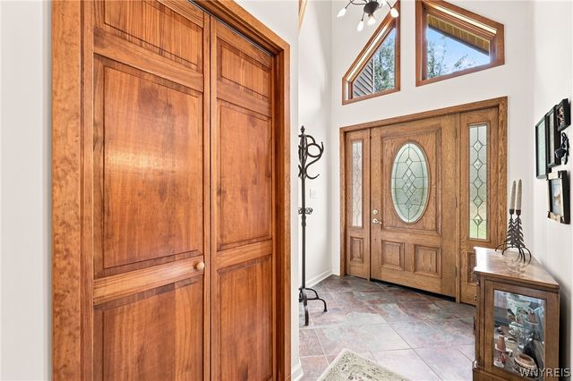6269 Hillcroft Drive, Boston, NY 14025