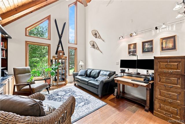 6269 Hillcroft Drive, Boston, NY 14025