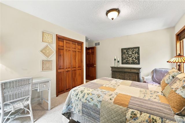 6269 Hillcroft Drive, Boston, NY 14025